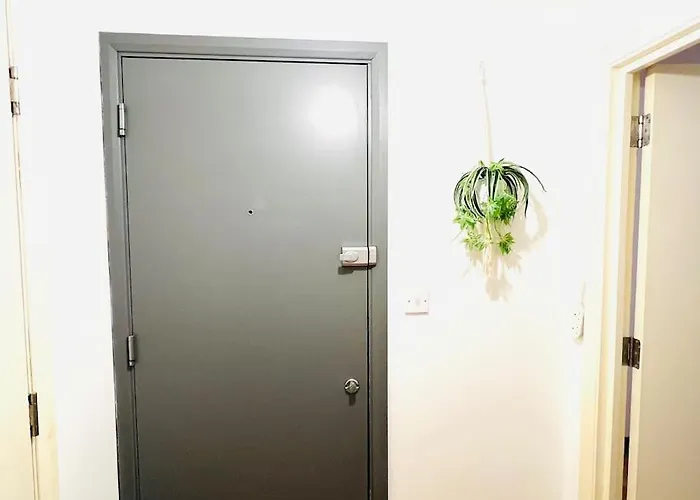 Luxurious Flat In Central London